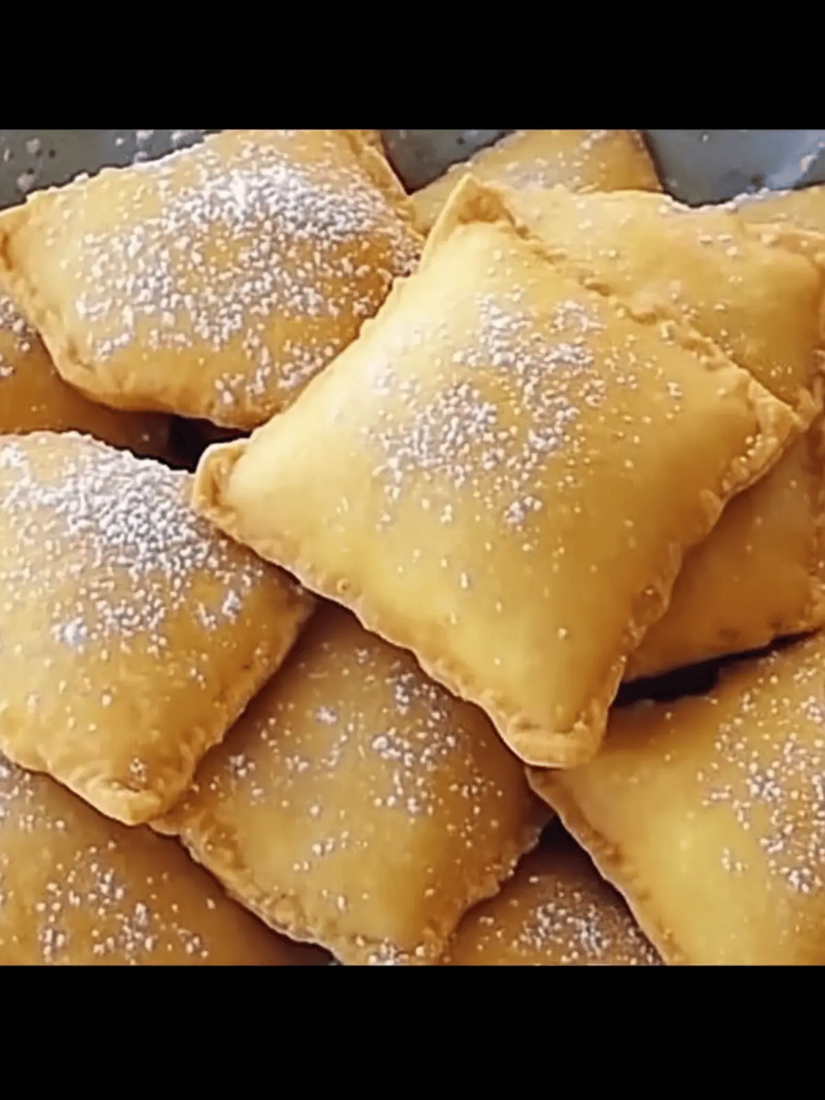 Homemade Sopaipillas: Light, Fluffy, and Totally Irresistible 3 Sopaipillas