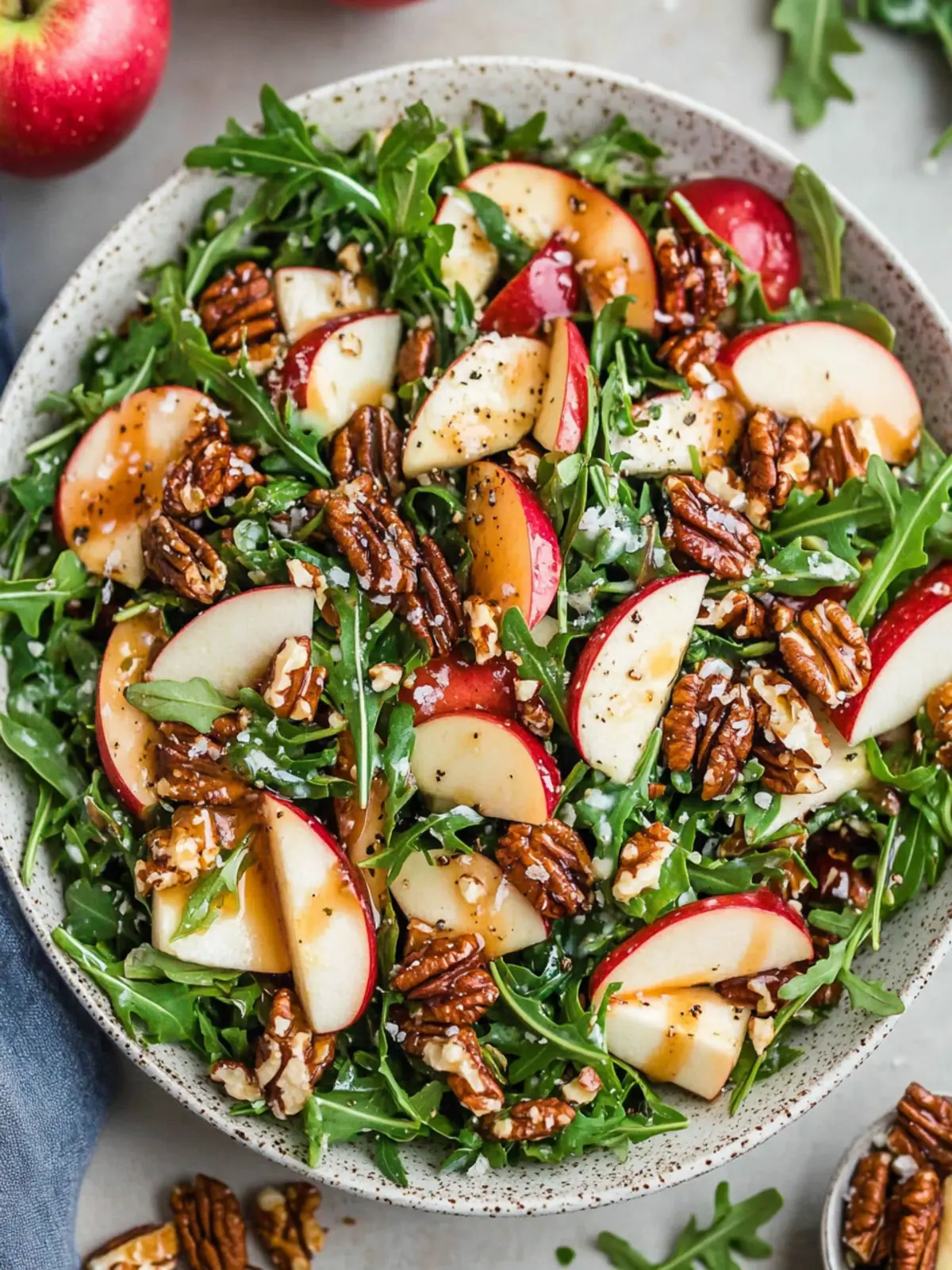 Delicious Apple Arugula Salad Topped with Toasted Pecans 4 Apple Arugula Salad