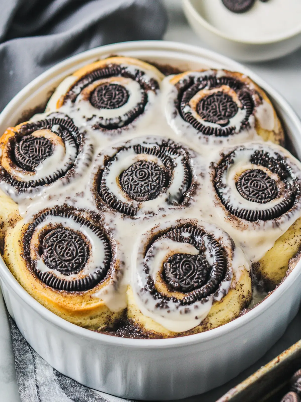 Oreo Cinnamon Rolls